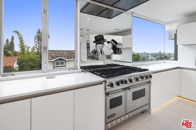 Building Photo - 1377 Miller Pl