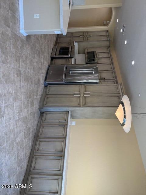 Building Photo - 11448 E Raintree Dr