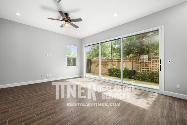 Building Photo - 4166 Hydo Lk Wy