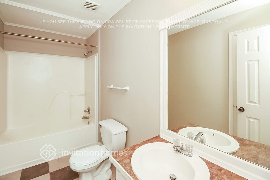 Building Photo - 48 Fenwick Ct