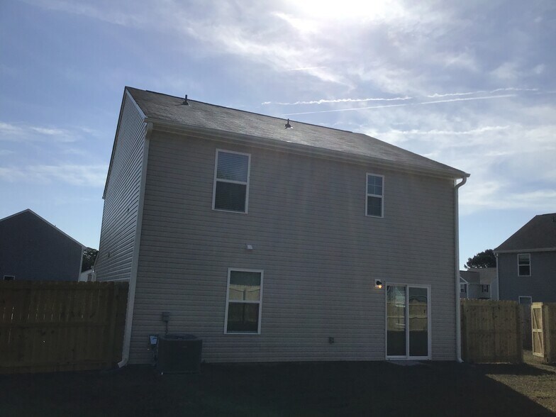 Building Photo - 1017 Jt Westfield Dr