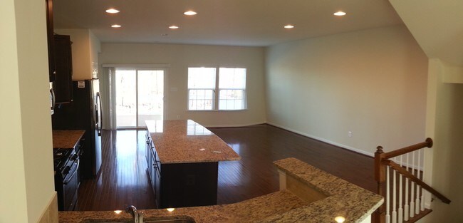 Building Photo - 45986 Iron Oak Terrace