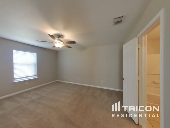 Building Photo - 11730 Luckey Vista