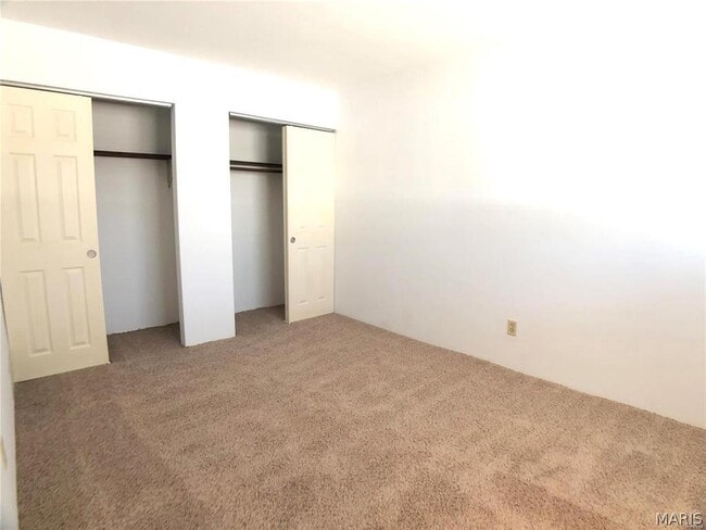 Building Photo - 445 Ponderosa Ave