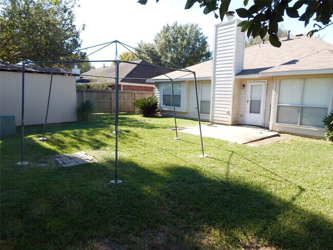 Building Photo - 6406 Horsepen Bayou Dr