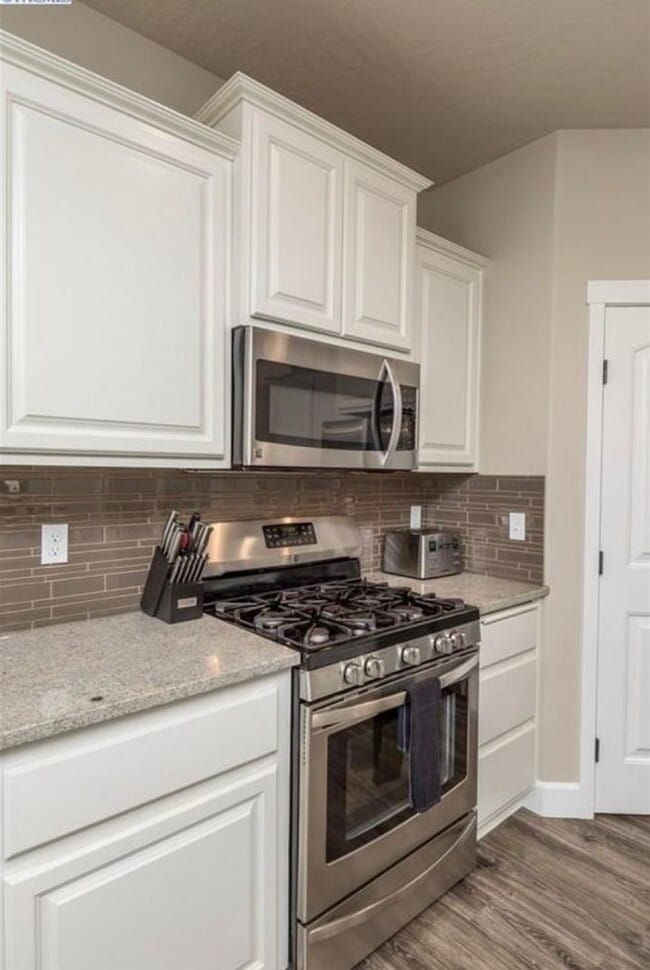 Building Photo - Beautiful 4 Bedroom Home in South Kennewick's Cherry Creek Neighborhood