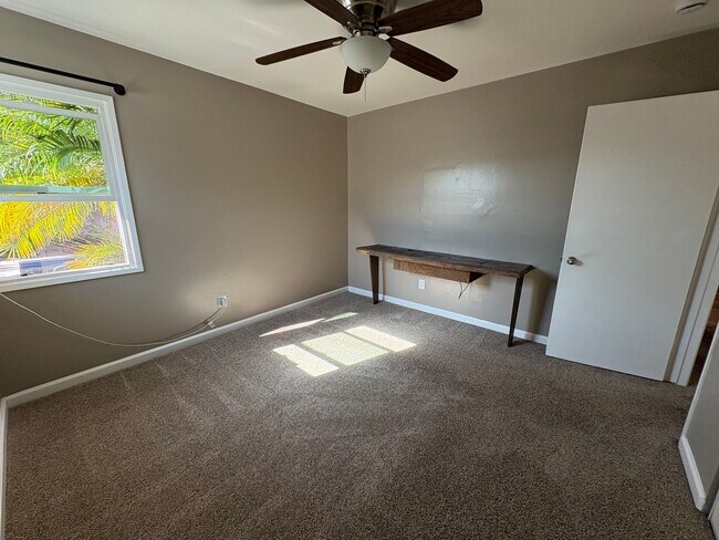 Building Photo - 4945 Mt Alifan Dr