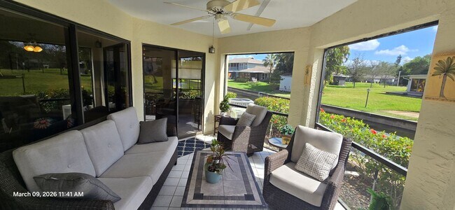 Building Photo - 9595 Halyards Ct