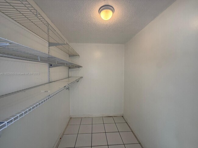 Building Photo - 3461 SW 154th Ct