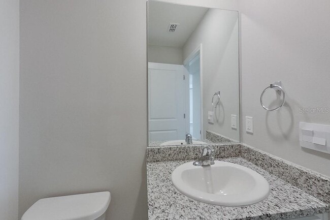 Building Photo - 8669 SW 43rd Ter