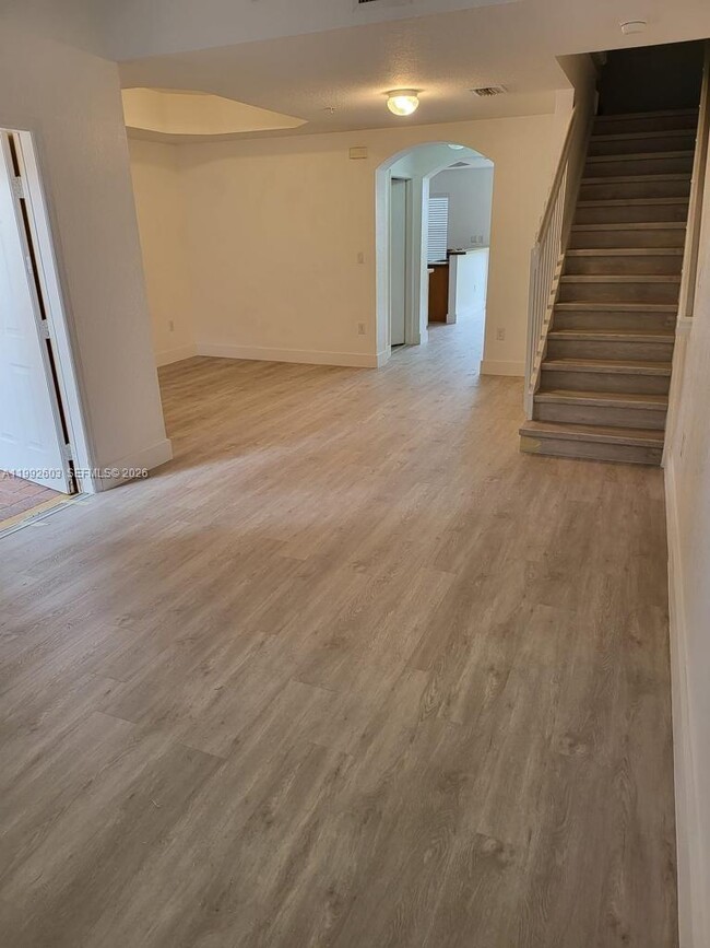 Building Photo - 1088 SW 144th Ave