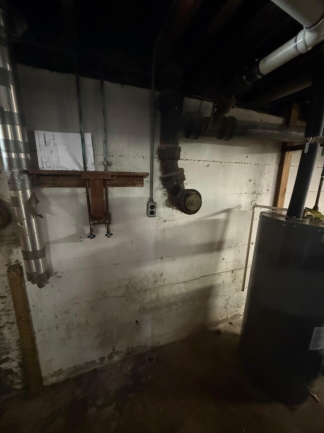 Building Photo - 40 Sundance St