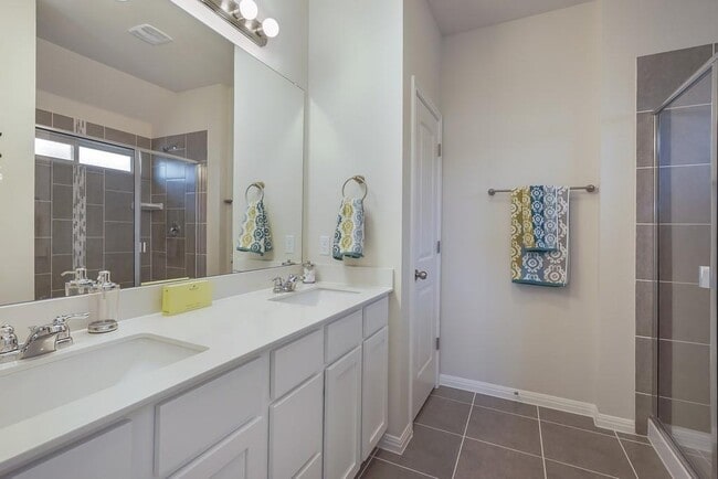 Building Photo - 681 Nautical Lp