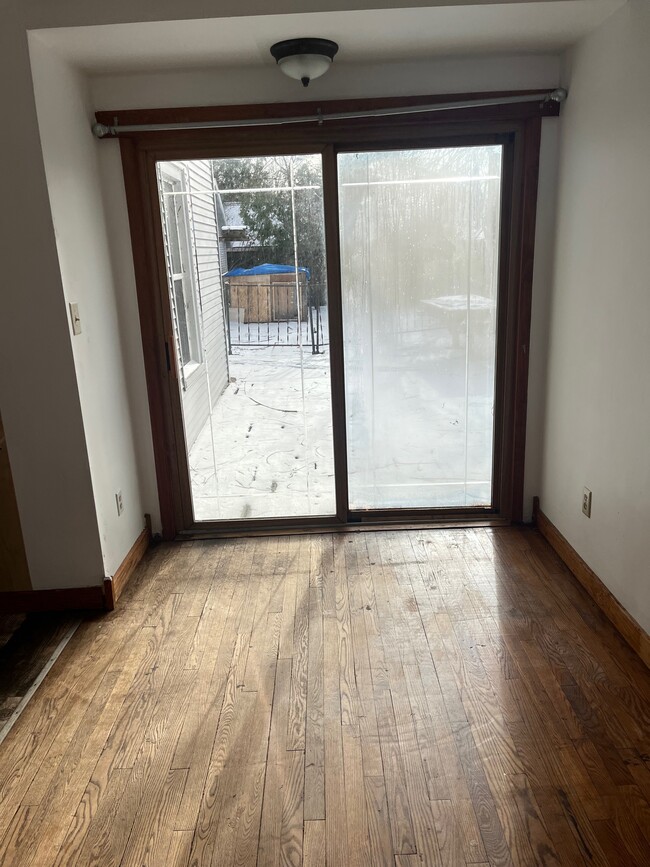 Patio Door to back yard - 510 Sherry St