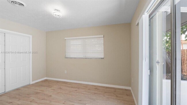 Building Photo - 7211 Shalimar St