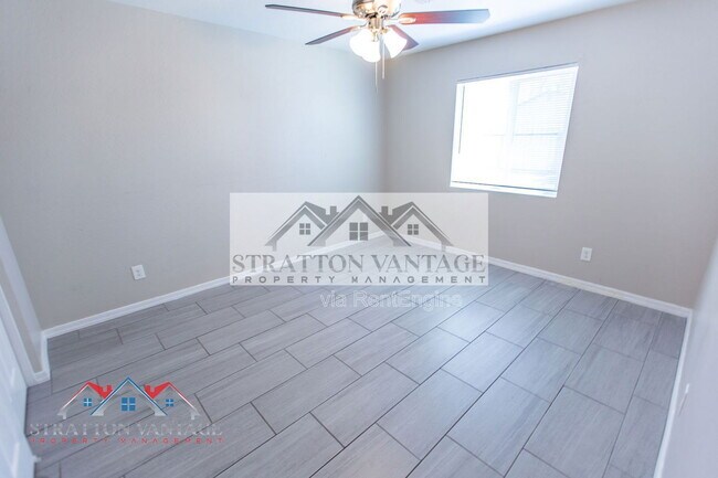 Building Photo - 2204 West Campbell Ave