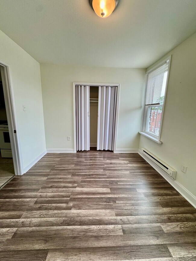 Building Photo - 1659 N 56th St