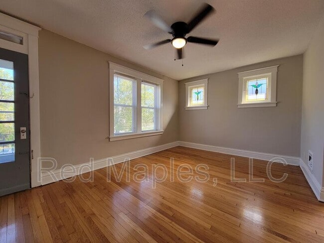 Building Photo - 5704 St Louis Ave