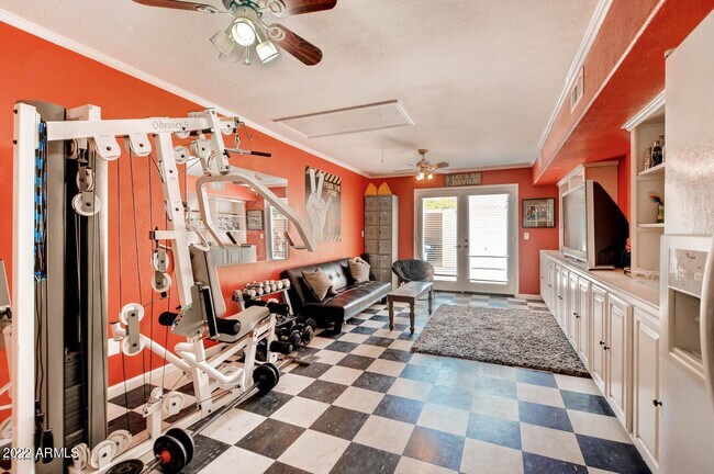 Building Photo - 3437 E Equestrian Trail
