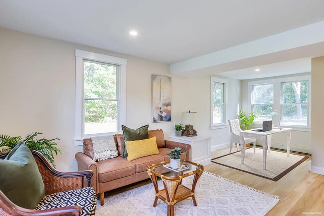 Building Photo - 126 Twin Hill Rd