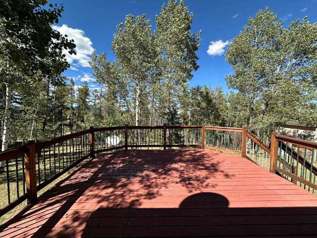 Building Photo - 20341 Maxwell Dr