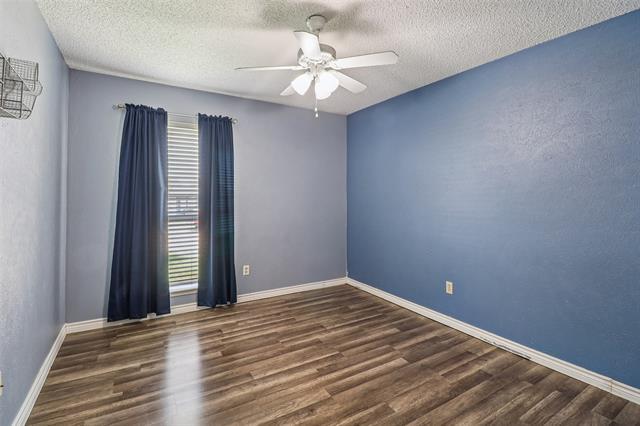 Building Photo - 2622 Briar Hill Dr