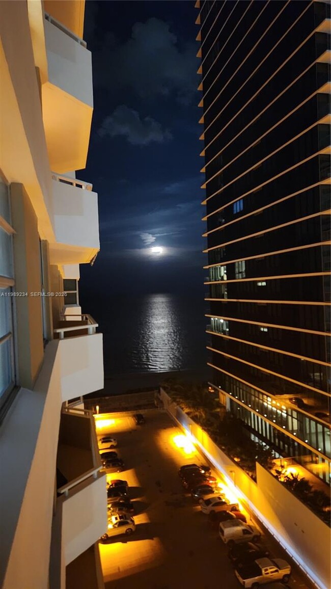 Building Photo - 1980 S Ocean Dr