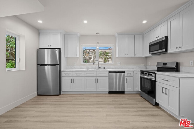 Building Photo - 1509 Edris Dr