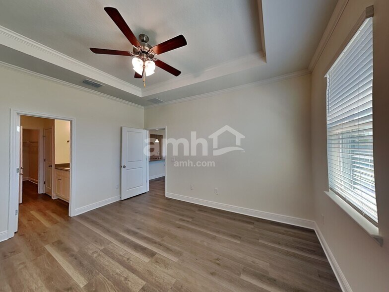 Building Photo - 1245 Heavenly Dr