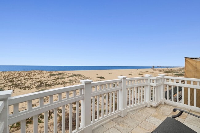 Building Photo - 1550 E Oceanfront