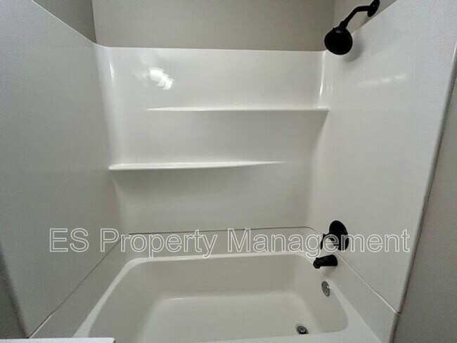 Building Photo - 6740 Doris Dr