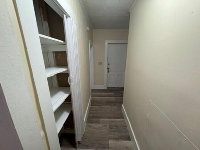 Building Photo - 533 Stockton St