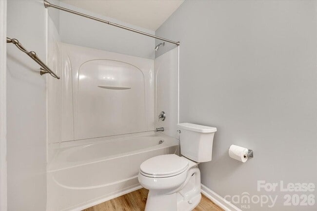 Building Photo - 2052 Shady Pond Dr