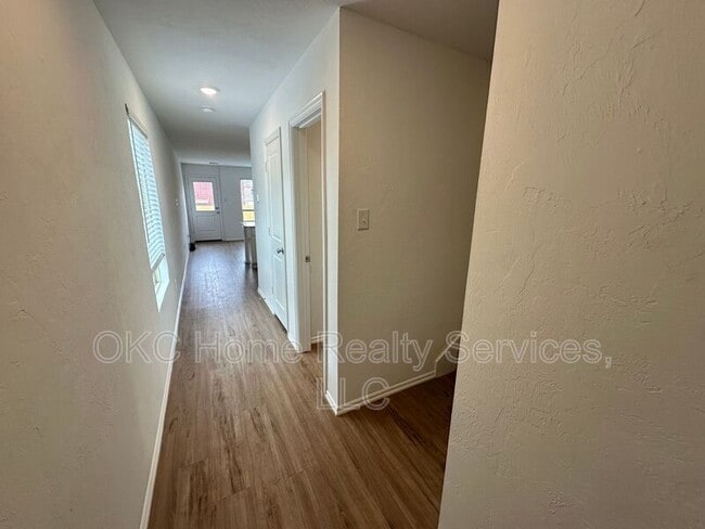 Building Photo - 3313 NW 148th St