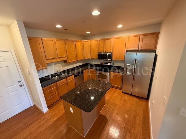Building Photo - 4455-308 Brassfield Drive2BR/2BA Condo, Convenient to University Pkwy & Hwy 52