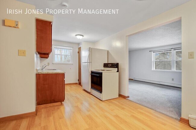 Building Photo - 116 19th Ave