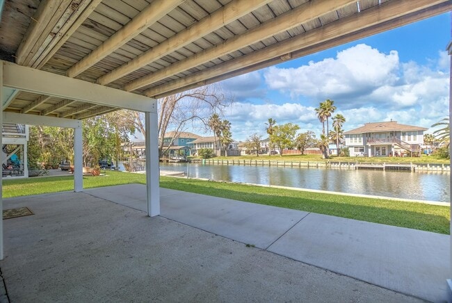 Building Photo - 606 Warsaw Dr