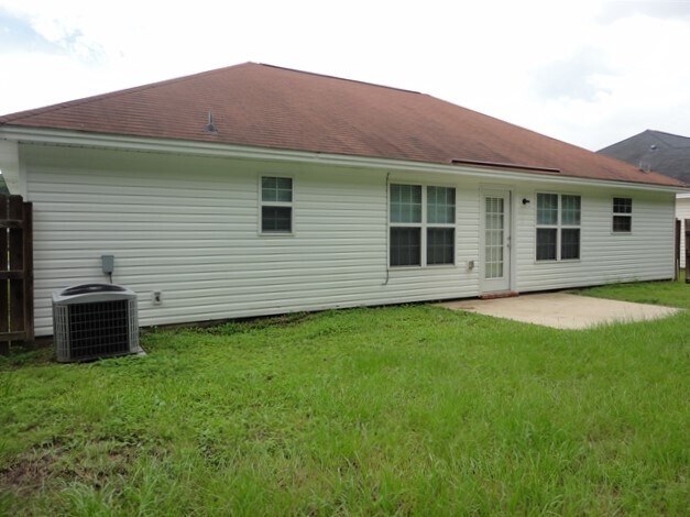 Building Photo - 240 Fontenot Dr