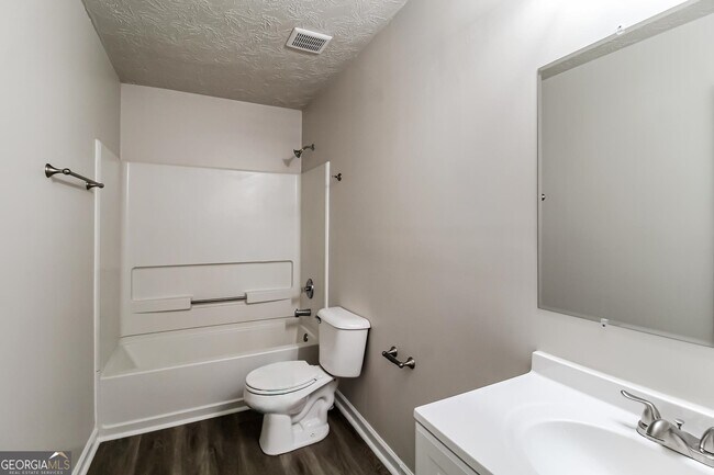 Building Photo - 6455 Alford Cir