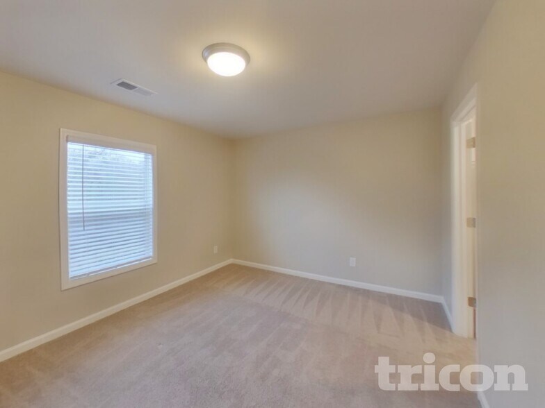 Building Photo - 931 Bryden Ln