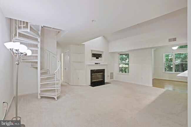 Building Photo - 4124 Monument Ct