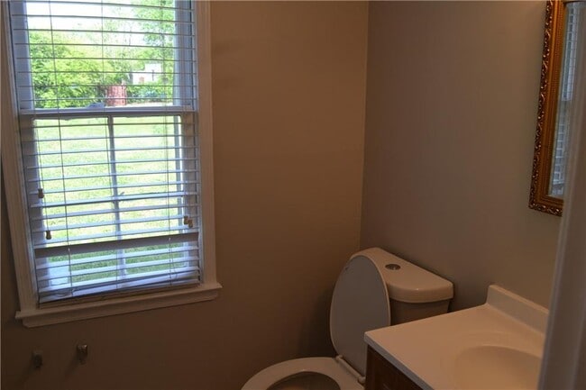 Building Photo - 1591 Willow Bend Way