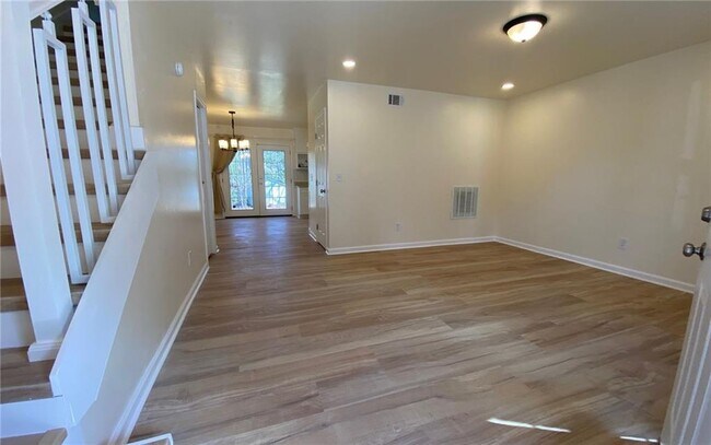 Building Photo - 2264 Salt Springs Pl