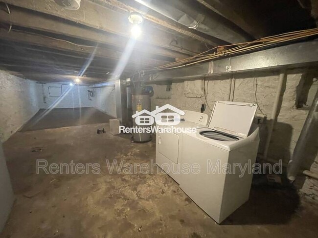 Building Photo - 1427 Poplar Grove St