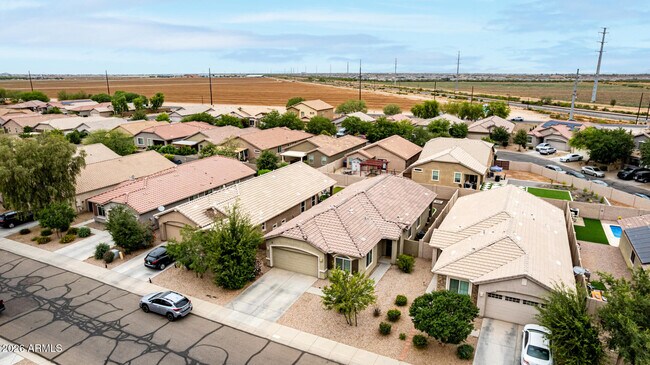 Building Photo - 3514 E Cowboy Cove Trail