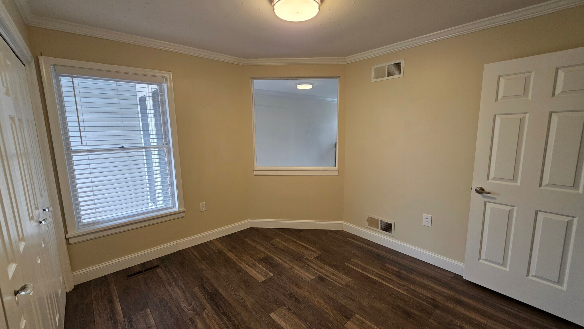 Building Photo - 4296 Wimbledon Dr