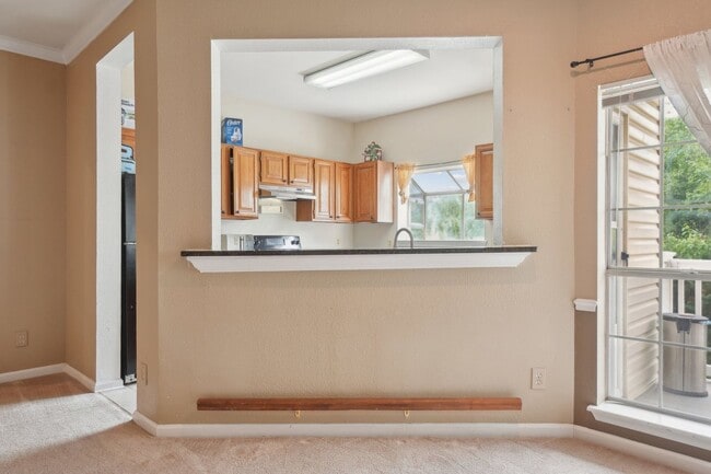 Building Photo - This hidden gem won’t last long!