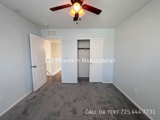 Building Photo - 2 STORY 3 BEDROOM 2.5 BATH + LOFT HOME IN ...