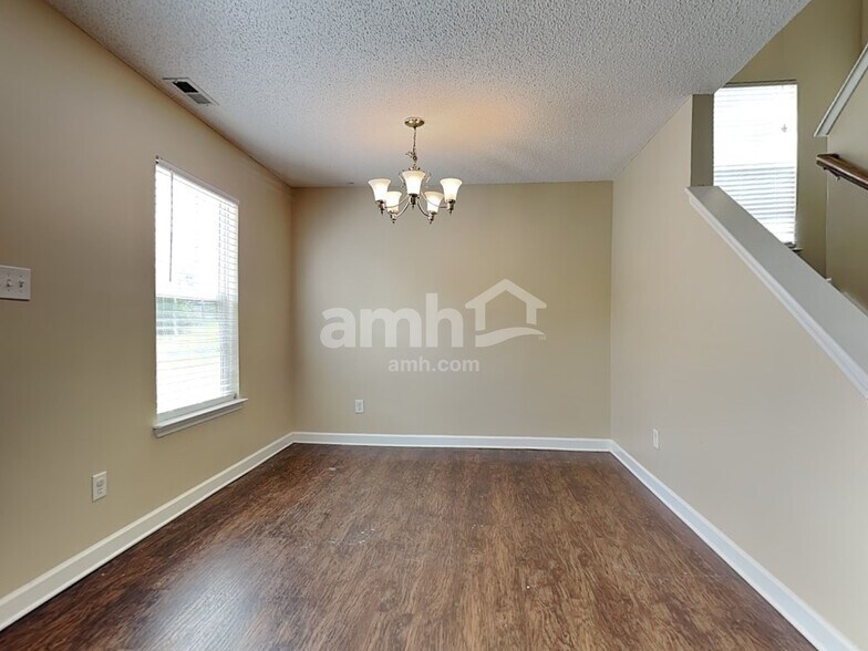 Building Photo - 4011 Cedarbark Dr