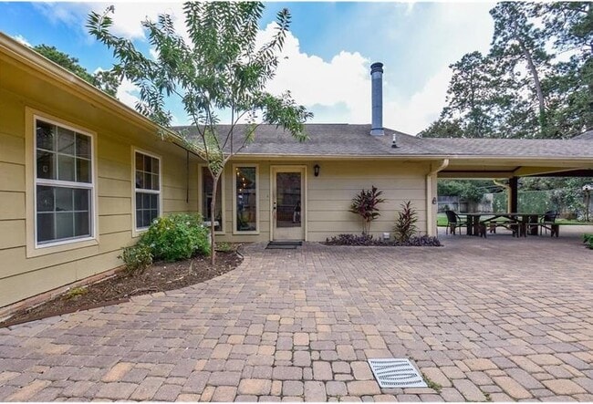Building Photo - 13123 Conifer Rd